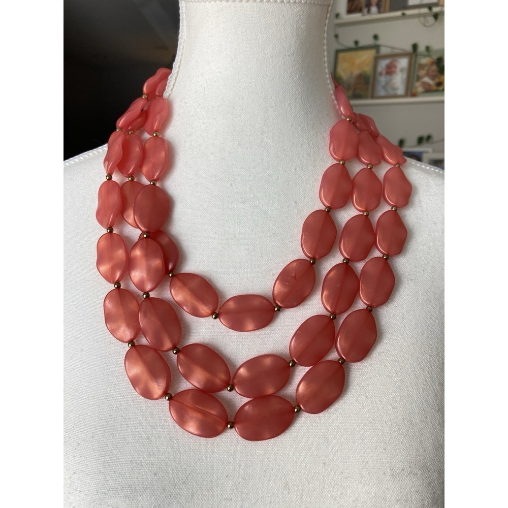 Multi Strand Necklace Coral Pink Resin Coastal Beachy‎ Beads Gold Tone Statement